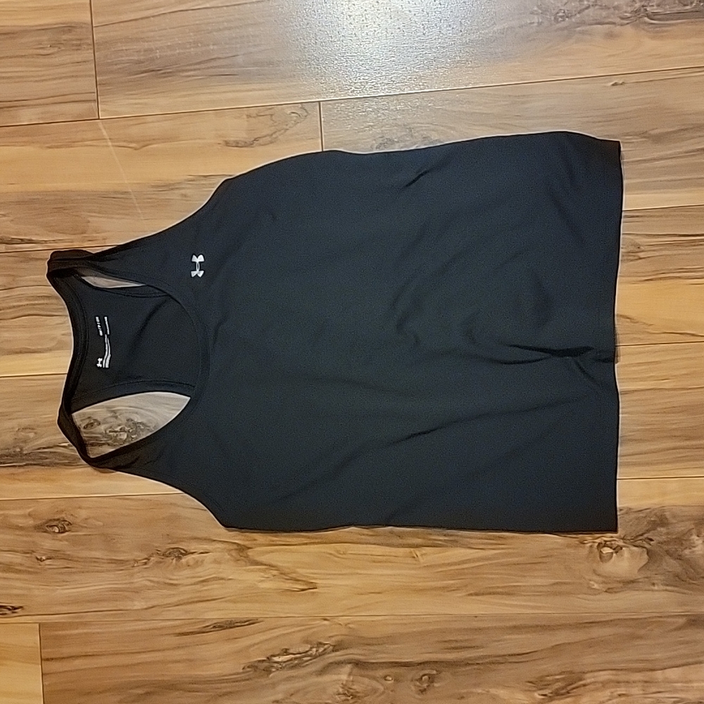 Under Armour black racerback tank size S